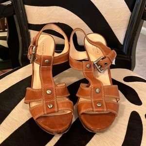 COACH HEEL SIZE 8